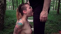 Rituels sexuels bdsm de punition pour une jeune fille hardcore baisée dans la bouche