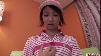 Sporty Japanese Miriya Hazuki slides toys up her cunt