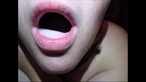 Femme Deepthroat Mari Dick & Swallow Une Bouche Pleine De Sperme