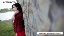Tschechisches Mädchen zeigt Titten - XCZECH.com