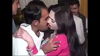 Heiße pakistanische Mujra Touch Boobs und Grope Ass