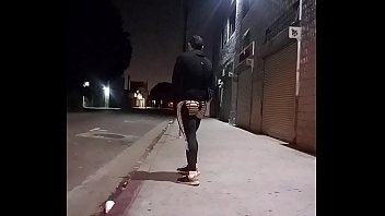 Bubble Latino Gay Butt Vendant Mes Trous Dans La Rue