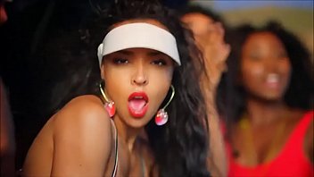 Tinashe - Superlove - Offizielles x-rated Musikvideo -CONTRAVIUS-PMVS- - DiamondCox.com