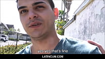 Straight Spanish Latino Jock von Gay Guy für Bargeld gefickt