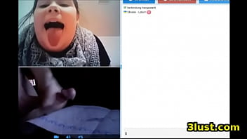 Zufällige Cam2Cam: Ukrainisches Mädchen will Sperma auf die Zunge