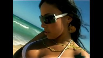 Sexo anal nas praias do Brasil