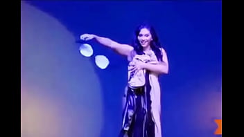 Pakistani girl removing her clothes on stage / Follow this Link for more Fucking videos http://zipansion.com/2pYYH