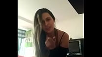 Colombian sends erotic video to her partner