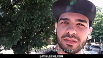 LatinLeche - Scruffy Stud nimmt an einem Gay-For-Pay-Porno teil