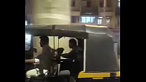 Fakeauto paar blowjob in mumbai autorickshaw teil 2