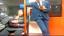 Bulge Suit dans le métro