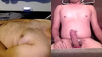 Due ragazzi gay si masturbano e vengono su una videochiamata su Skype