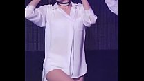 Conta pública [喵泡] Grupo feminino sul-coreano branco sexy ultra-curto dança quente Zhu Minxi versão close-up