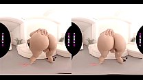 4K VR Valentina Bianco pornstar vous séduit en montrant son corps et ses pieds en réalité virtuelle. Elle se masturbe pour votre plaisir et joue et baiser avec votre bite en réalité virtuelle. Compatible avec tous les ap
