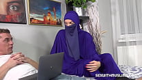 Niqab babe likes it hard
