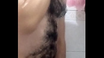 Colombian showering