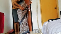professora universitária indiana fode com seu aluno