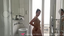 Sellyoupanties - Young french tatooed woman masturbating under the shower