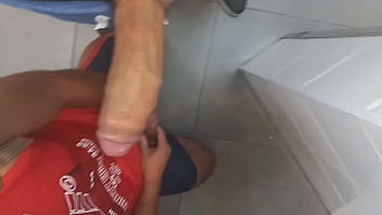 I went into the bathroom and this giant cock male was there, I suckled right away - FULL RED