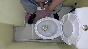 Relieving on the job (piss)