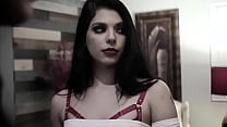 L'escorte adolescente Gina Valentina prend deux bites en une nuit - Film complet sur FreeTaboo.Net