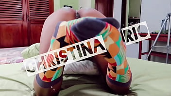 REAL AMATEUR teen veut une bite MAINTENANT - Christina Rio