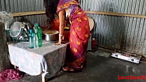 Red Saree Cute Bengali Boudi sex (Vídeo oficial por Localsex31)