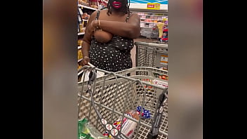 DoorDash und öffentliche Nacktheit in Walmart nookiescookies