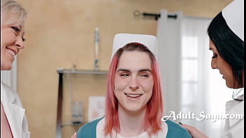 A Display Of Confidence Get Trans Nurse The Job - Dee Williams, TS Foxxy