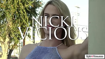 Tgirl4You.com - Trans Nikki Vicious anal alargado