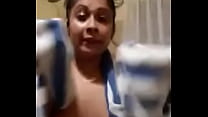 私のインドのガールフレンドの入浴パート2