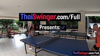 Фигуристая тайская подружка занимается сексом в душе после игры в пинг-понг в любительском видео
