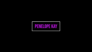 EXCOGI - La carina Penelope Kay di 19 anni scopata duramente in quella piccola figa