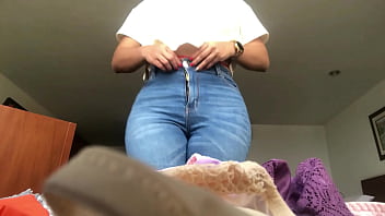I RECORDED MY STEPMOTHER CHANGING HER CLOTHES (CAMELTOE)