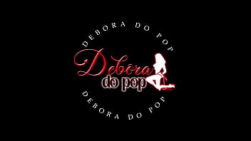 Debora do pop in an amateur with a big