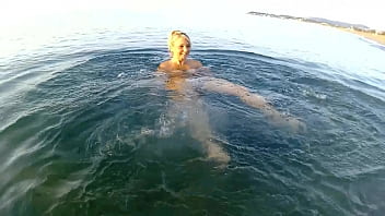Amazing public beach water fuck with underwater blowjob