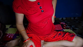 Desi Indian girl footjob in the bedroom