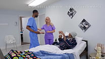 Krankenschwester für betreutes Wohnen macht Anal.SlimThick Vic / Brazzers / Vollständiger Stream von www.zzfull.com/imt